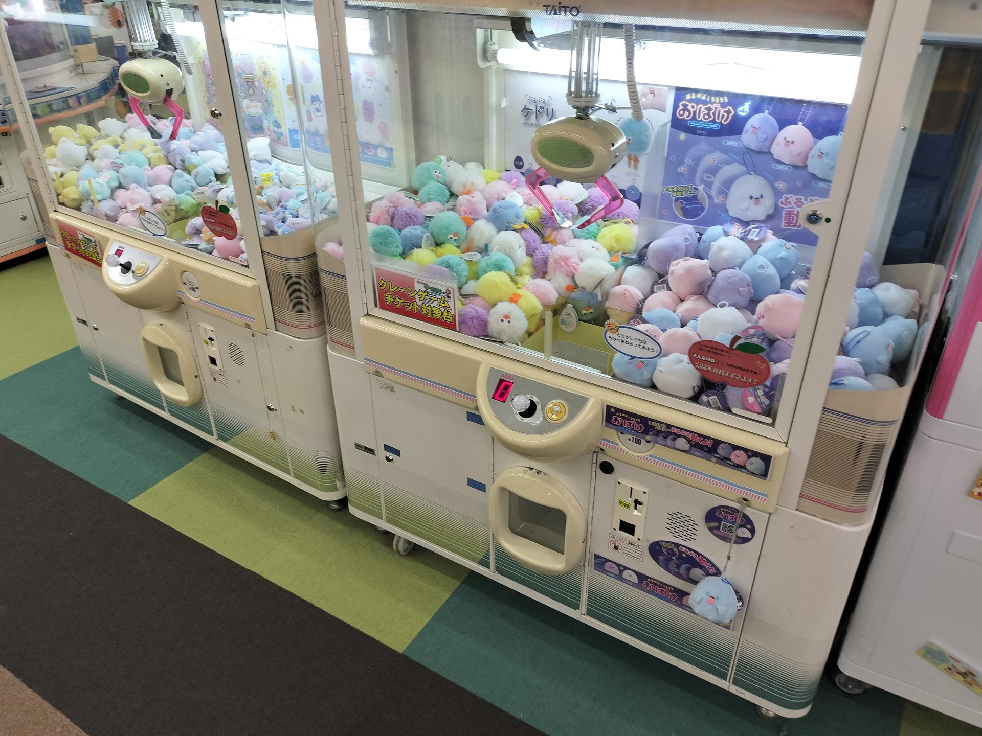 ゲームコーナーのクレーンゲーム